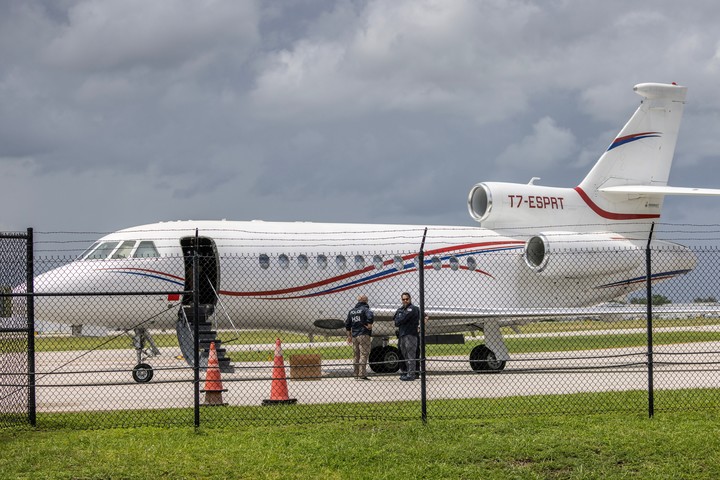 Avión propiedad de Nicolas Maduro, confiscado y llevado a Fort Lauderdale. Foto: EFE
