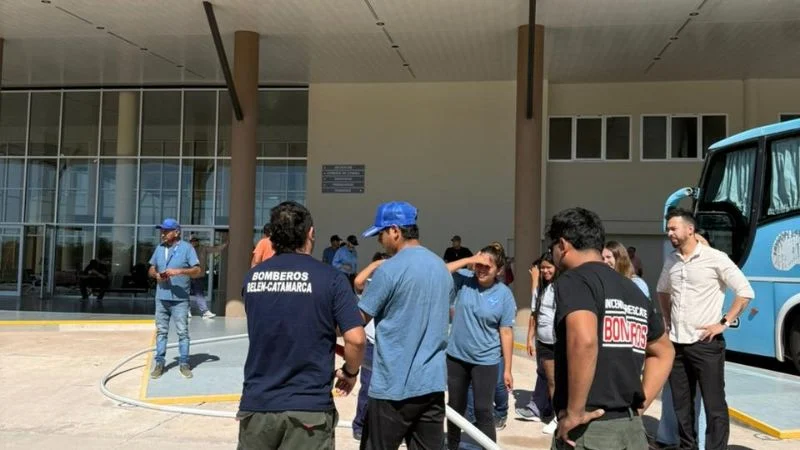 bomberos en terminal de belen
