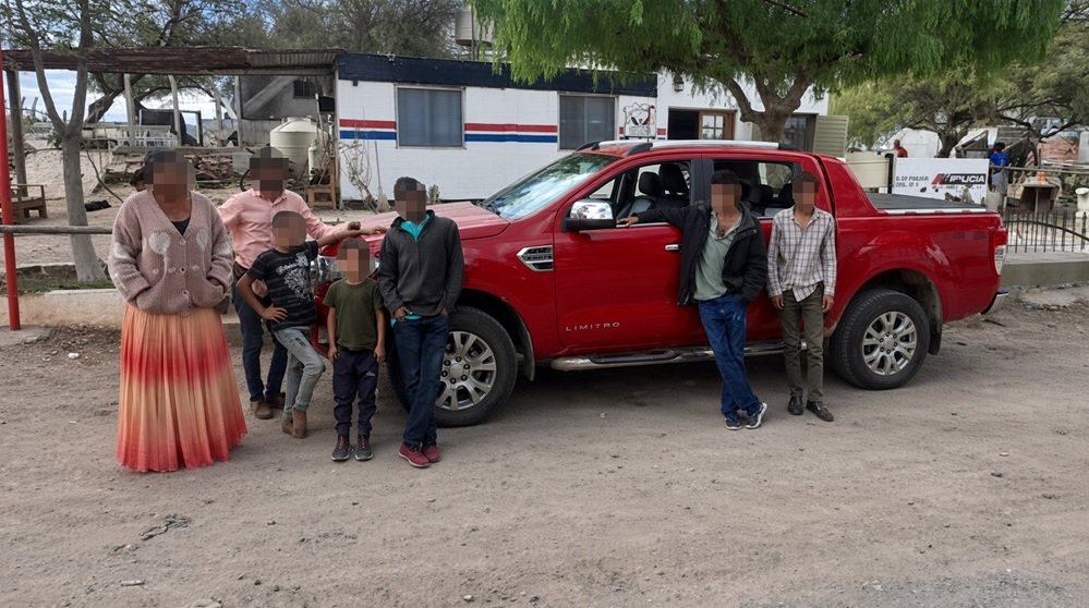El tribunal confirmó las penas a un matrimonio y su hijo por trata de personas, en un caso en el que la víctima fue entregada a cambio de dinero y explotada tras la unión